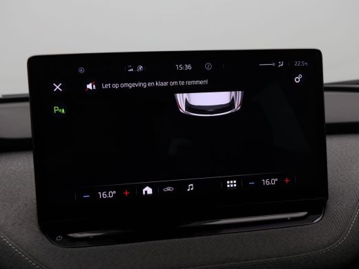 Skoda Enyaq iV 60 180 Pk | Panoramadak | Half Leder | CarPlay | Climatronic | 19 Inch | 106.943 Km!! ActivLease financial lease