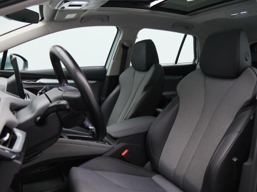 Skoda Enyaq iV 60 180 Pk | Panoramadak | Half Leder | CarPlay | Climatronic | 19 Inch | 106.943 Km!! ActivLease financial lease