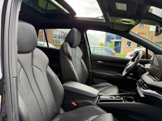 Skoda Enyaq iV 80 Founders Edition Black SOH 95% ActivLease financial lease