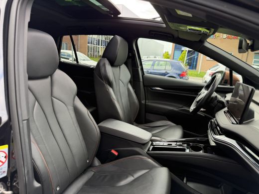 Skoda Enyaq iV 80 Founders Edition Black SOH 95% ActivLease financial lease