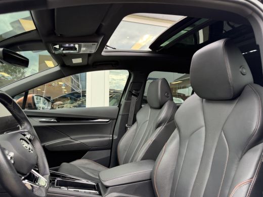Skoda Enyaq iV 80 Founders Edition Black SOH 95% ActivLease financial lease