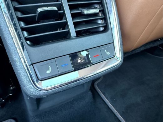 Skoda Enyaq iV 80 SOH 92 %, Panoramadak, Trekhaak, Warmtepomp ActivLease financial lease
