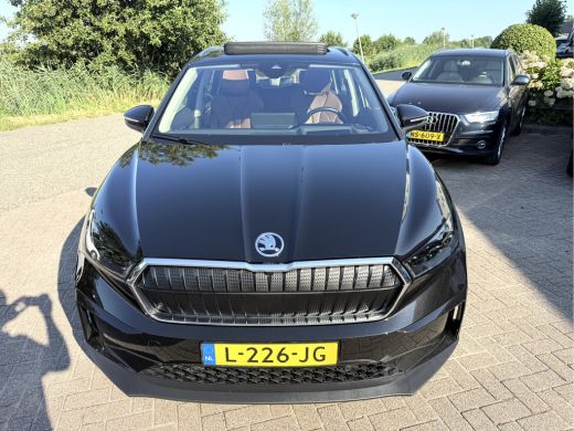 Skoda Enyaq iV 80 SOH 92 %, Panoramadak, Trekhaak, Warmtepomp ActivLease financial lease