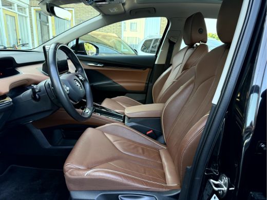 Skoda Enyaq iV 80 SOH 92 %, Panoramadak, Trekhaak, Warmtepomp ActivLease financial lease