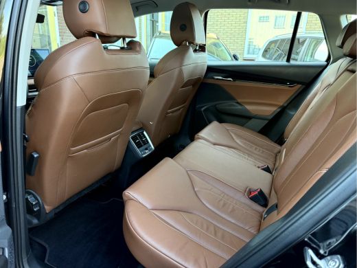 Skoda Enyaq iV 80 SOH 92 %, Panoramadak, Trekhaak, Warmtepomp ActivLease financial lease
