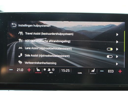 Skoda Octavia Combi 1.4 TSI RS iV PHEV SOh 93% LEER PANO LED TH 134000KM!!! ActivLease financial lease