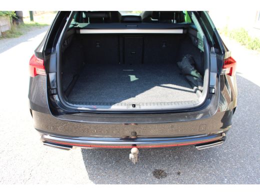 Skoda Octavia Combi 1.4 TSI RS iV PHEV SOh 93% LEER PANO LED TH 134000KM!!! ActivLease financial lease
