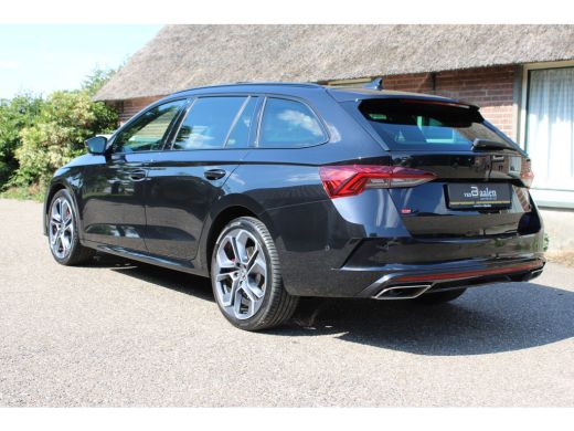 Skoda Octavia Combi 1.4 TSI RS iV PHEV SOh 93% LEER PANO LED TH 134000KM!!! ActivLease financial lease