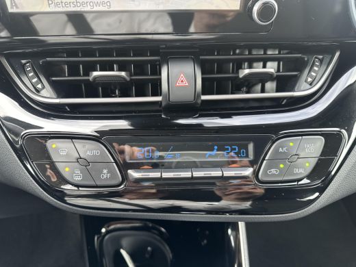Toyota C-HR 2.0 Hybrid Dynamic ActivLease financial lease