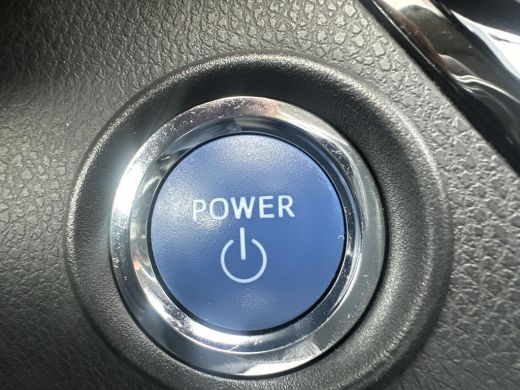 Toyota C-HR 2.0 Hybrid Dynamic ActivLease financial lease
