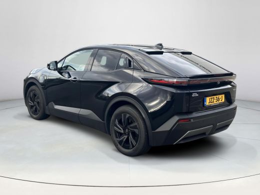Toyota C-HR+ First Edition 77 kWh ActivLease financial lease