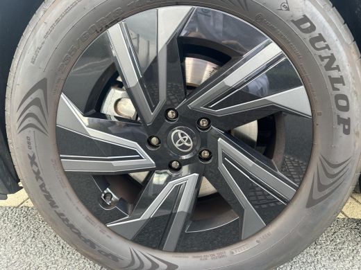 Toyota C-HR+ First Edition 77 kWh ActivLease financial lease