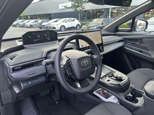 Toyota C-HR+ First Edition 77 kWh ActivLease financial lease