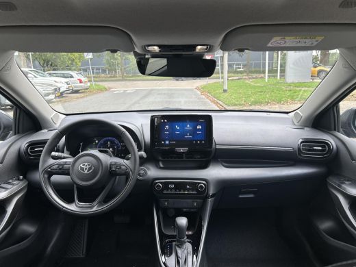 Toyota Yaris 1.5 Hybrid 115 Dynamic ActivLease financial lease