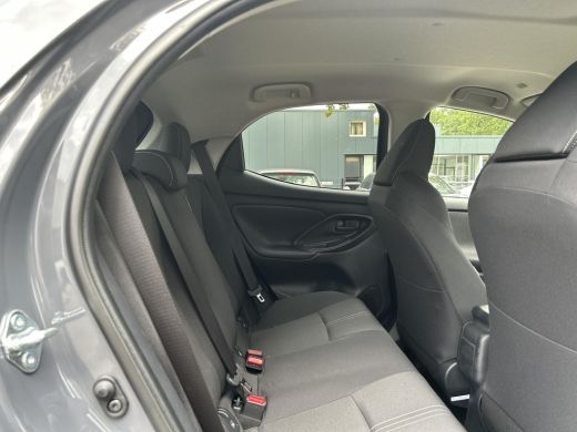 Toyota Yaris 1.5 Hybrid 115 Dynamic ActivLease financial lease