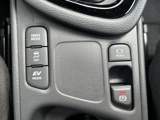 Toyota Yaris 1.5 Hybrid 115 Dynamic ActivLease financial lease
