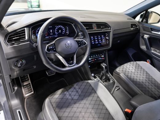 Volkswagen Tiguan 1.5 TSI R-Line Business+ / 150pk / NAP / Panorama dak / Stoelverwarming / Voorruit verwarming / ActivLease financial lease