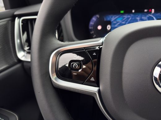 Volvo  V60 2.0 T8 Plug-in hybrid AWD Plus Dark | Harman Kardon | Stoel + Stuur Verwarming | Panoramadak | Tr... ActivLease financial lease