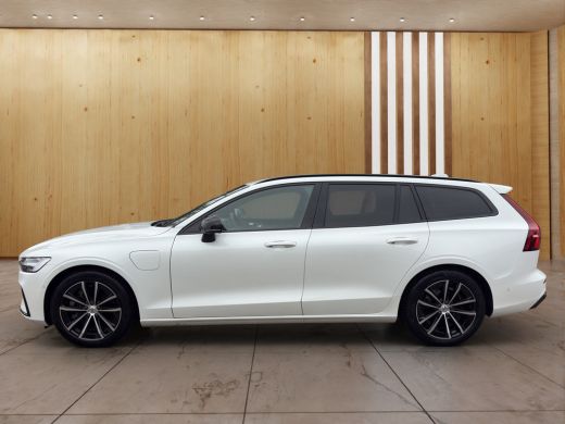Volvo  V60 2.0 T8 Plug-in hybrid AWD Plus Dark | Harman Kardon | Stoel + Stuur Verwarming | Panoramadak | Tr... ActivLease financial lease