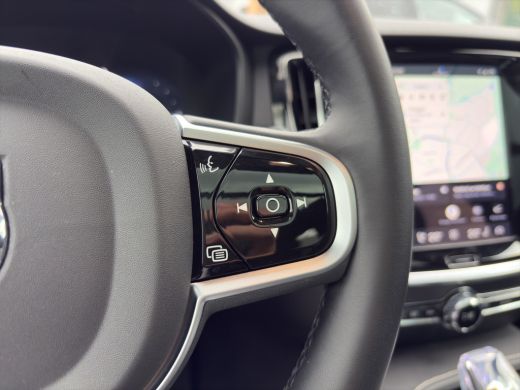 Volvo  V60 2.0 T8 Plug-in hybrid AWD Plus Dark | Harman Kardon | Stoel + Stuur Verwarming | Panoramadak | Tr... ActivLease financial lease