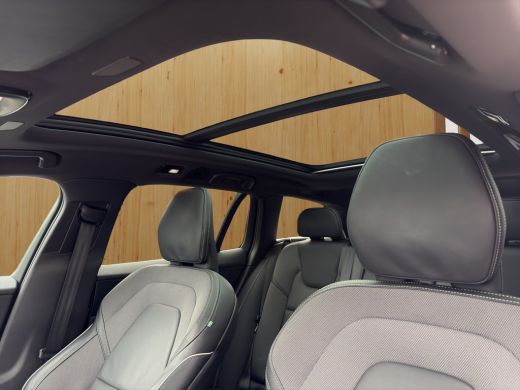 Volvo  V60 2.0 T8 Plug-in hybrid AWD Plus Dark | Harman Kardon | Stoel + Stuur Verwarming | Panoramadak | Tr... ActivLease financial lease