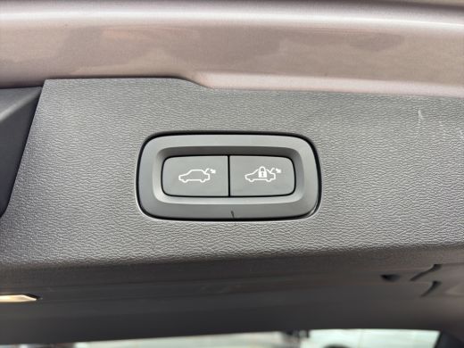 Volvo  V60 2.0 T8 Plug-in hybrid AWD Plus Dark | Harman Kardon | Stoel + Stuur Verwarming | Panoramadak | Tr... ActivLease financial lease