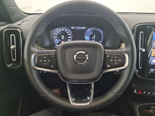 Volvo  XC40 1.5 T4 Plug-in hybrid Plus Dark | Trekhaak | Harman Kardon | Elek. Stoel | ActivLease financial lease
