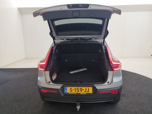 Volvo  XC40 1.5 T4 Plug-in hybrid Plus Dark | Trekhaak | Harman Kardon | Elek. Stoel | ActivLease financial lease