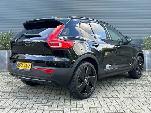 Volvo  XC40 2.0 B4 Plus Black Edition | Panoramadak | Harman/Kardon | Trekhaak | 360 Camera | ActivLease financial lease