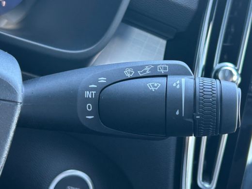 Volvo  XC40 2.0 B4 Plus Black Edition | Panoramadak | Harman/Kardon | Trekhaak | 360 Camera | ActivLease financial lease