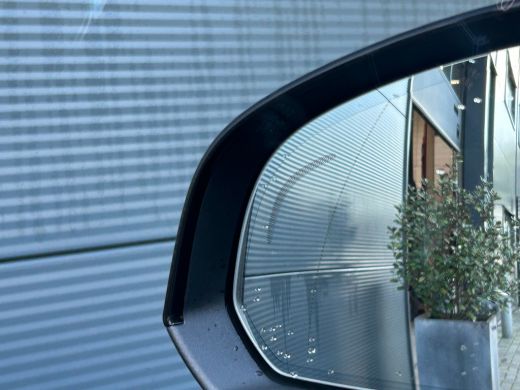 Volvo  XC40 2.0 B4 Plus Black Edition | Panoramadak | Harman/Kardon | Trekhaak | 360 Camera | ActivLease financial lease
