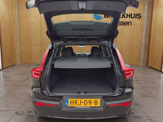 Volvo  XC40 2.0 B4 Plus Dark | Harman Kardon | Stoel + Stuur Verwarming | Trekhaak | Camera | BLIS | Keyless ... ActivLease financial lease