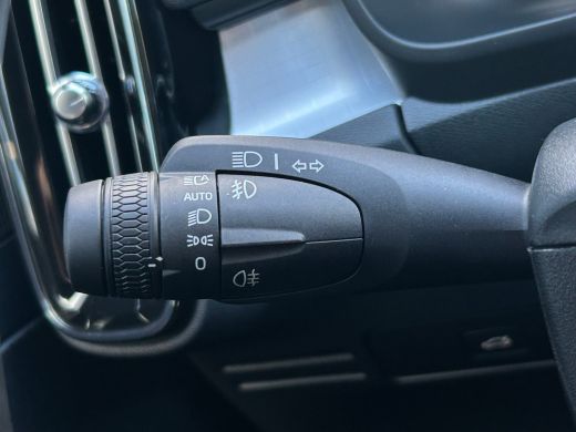 Volvo  XC40 2.0 B4 Plus Dark | Harman/Kardon | Google | Trekhaak | Camera | ActivLease financial lease