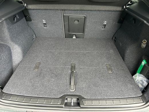 Volvo  XC40 2.0 B4 Plus Dark | Harman/Kardon | Google | Trekhaak | Camera | ActivLease financial lease