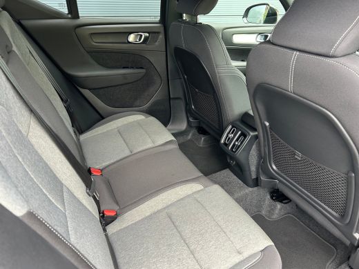 Volvo  XC40 2.0 B4 Plus Dark | Harman/Kardon | Google | Trekhaak | Camera | ActivLease financial lease
