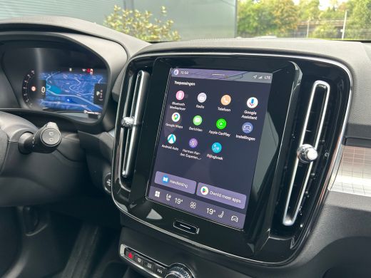 Volvo  XC40 2.0 B4 Plus Dark | Harman/Kardon | Google | Trekhaak | Camera | ActivLease financial lease