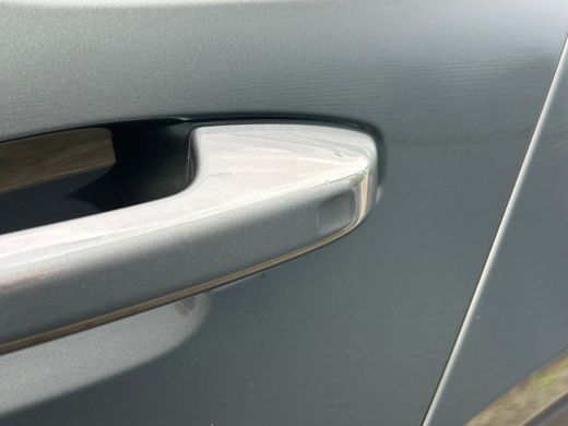 Volvo  XC40 2.0 B4 Plus Dark | Harman/Kardon | Google | Trekhaak | Camera | ActivLease financial lease