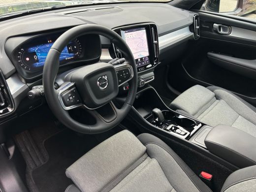 Volvo  XC40 2.0 B4 Plus Dark | Harman/Kardon | Google | Trekhaak | Camera | ActivLease financial lease