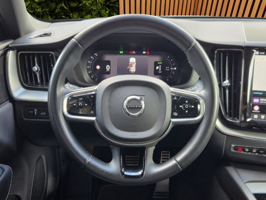 Volvo  XC60 2.0 T6 Plug-in hybrid AWD Ultimate Dark | Long Range! | Luchtvering | 22" Velgen | Head-up | Pano... ActivLease financial lease