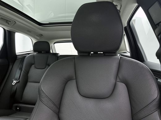 Volvo  XC60 2.0 T6 Plug-in LongRange / AWD Plus Bright / Trekhaak / Panoramadak / Pdc+Camera / NL.Auto / Stoe... ActivLease financial lease