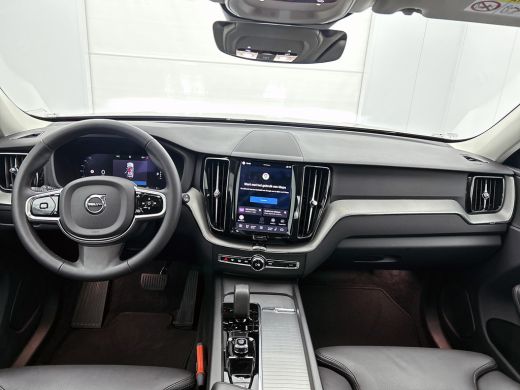 Volvo  XC60 2.0 T6 Plug-in LongRange / AWD Plus Bright / Trekhaak / Panoramadak / Pdc+Camera / NL.Auto / Stoe... ActivLease financial lease