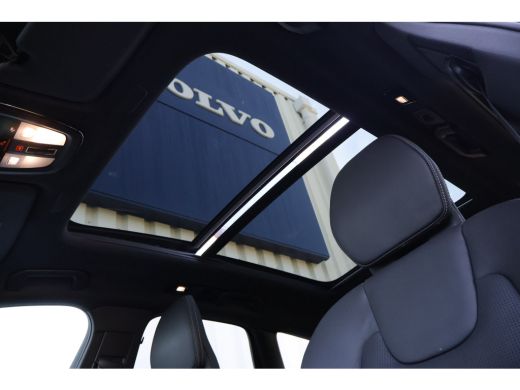 Volvo  XC60 2.0 T8 Plug-in hybrid AWD Ultra Bright Exec. Ed. B&W | Massage | Trekhaak | Luchtvering | ActivLease financial lease
