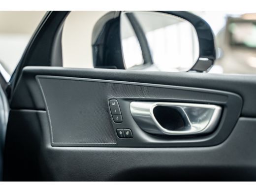 Volvo  XC60 T6 350PK Plus Dark | Panoramadak | Adap Cruise | Memory | Elec Stoelen ActivLease financial lease