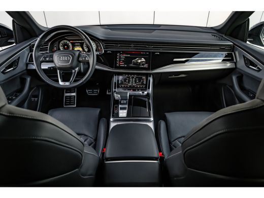 Audi Q8 60 TFSI e quattro Pro Line S Competition 490 PK | Vierwielbesturing | Panoramadak | B&O | Super S... ActivLease financial lease