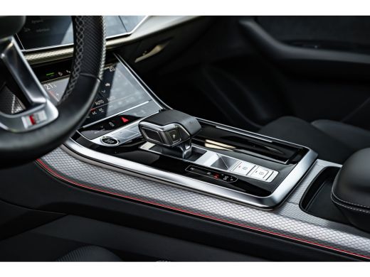 Audi Q8 60 TFSI e quattro Pro Line S Competition 490 PK | Vierwielbesturing | Panoramadak | B&O | Super S... ActivLease financial lease