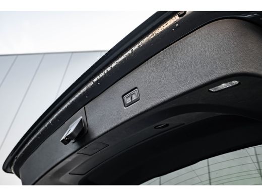 Audi Q8 60 TFSI e quattro Pro Line S Competition 490 PK | Vierwielbesturing | Panoramadak | B&O | Super S... ActivLease financial lease