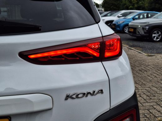 Hyundai Kona EV Limited 64 kWh | Apple Carplay/Android Auto | Stoel/stuurverwarming | Stoelverkoeling | Krell ... ActivLease financial lease