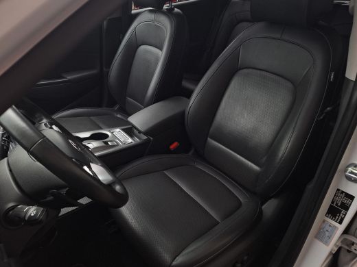 Hyundai Kona EV Limited 64 kWh | Apple Carplay/Android Auto | Stoel/stuurverwarming | Stoelverkoeling | Krell ... ActivLease financial lease