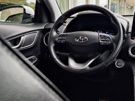 Hyundai Kona EV Limited 64 kWh | Apple Carplay/Android Auto | Stoel/stuurverwarming | Stoelverkoeling | Krell ... ActivLease financial lease