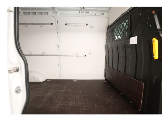 Iveco Daily 35S16V 2.3 352 L2H2 157pk | 3500KG Trekgew. | Trekhaak | Clima | 3 Zits | Parkeersens. ActivLease financial lease
